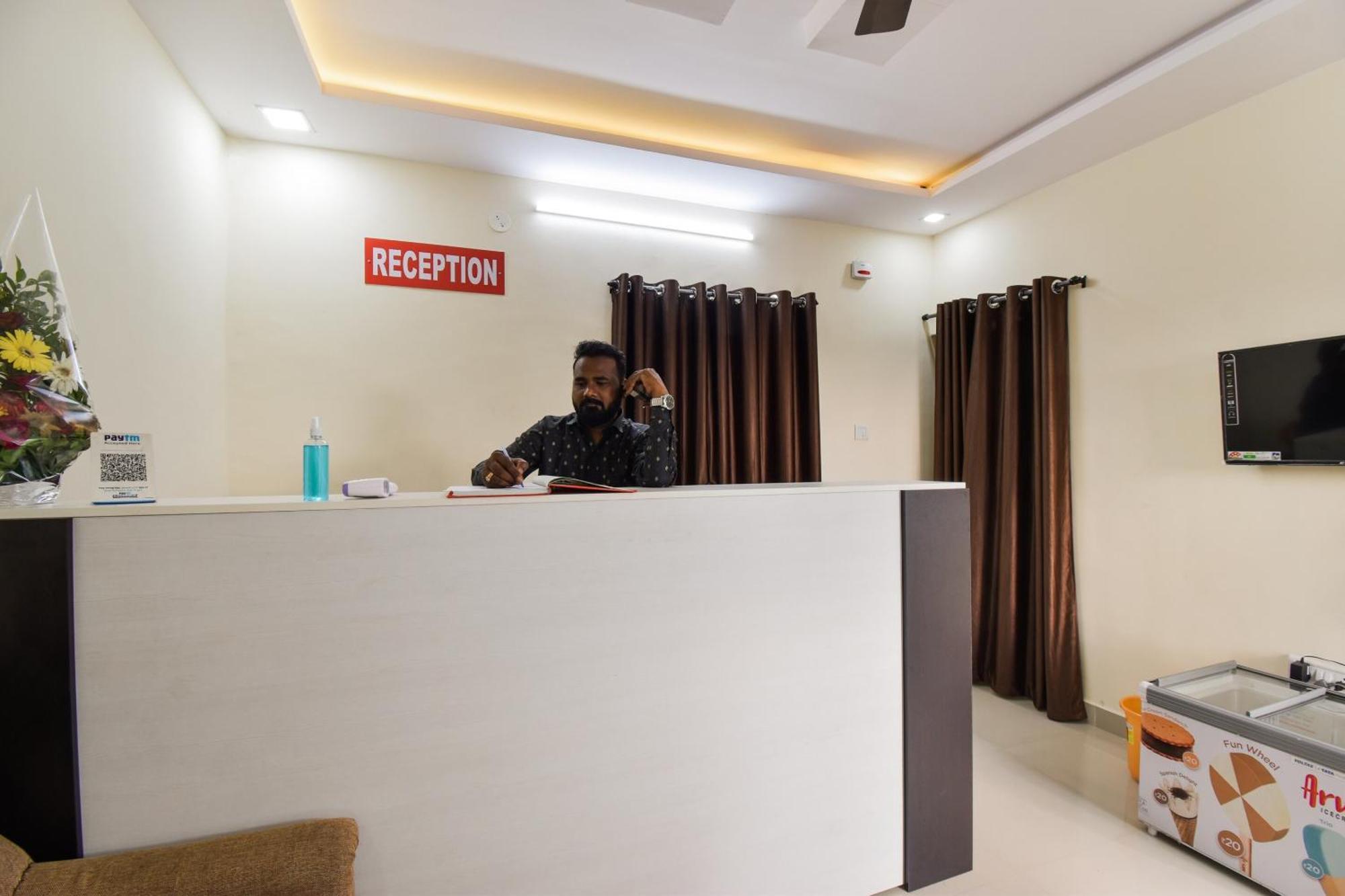Spot On Carnival Resorts Raipur  Exterior photo