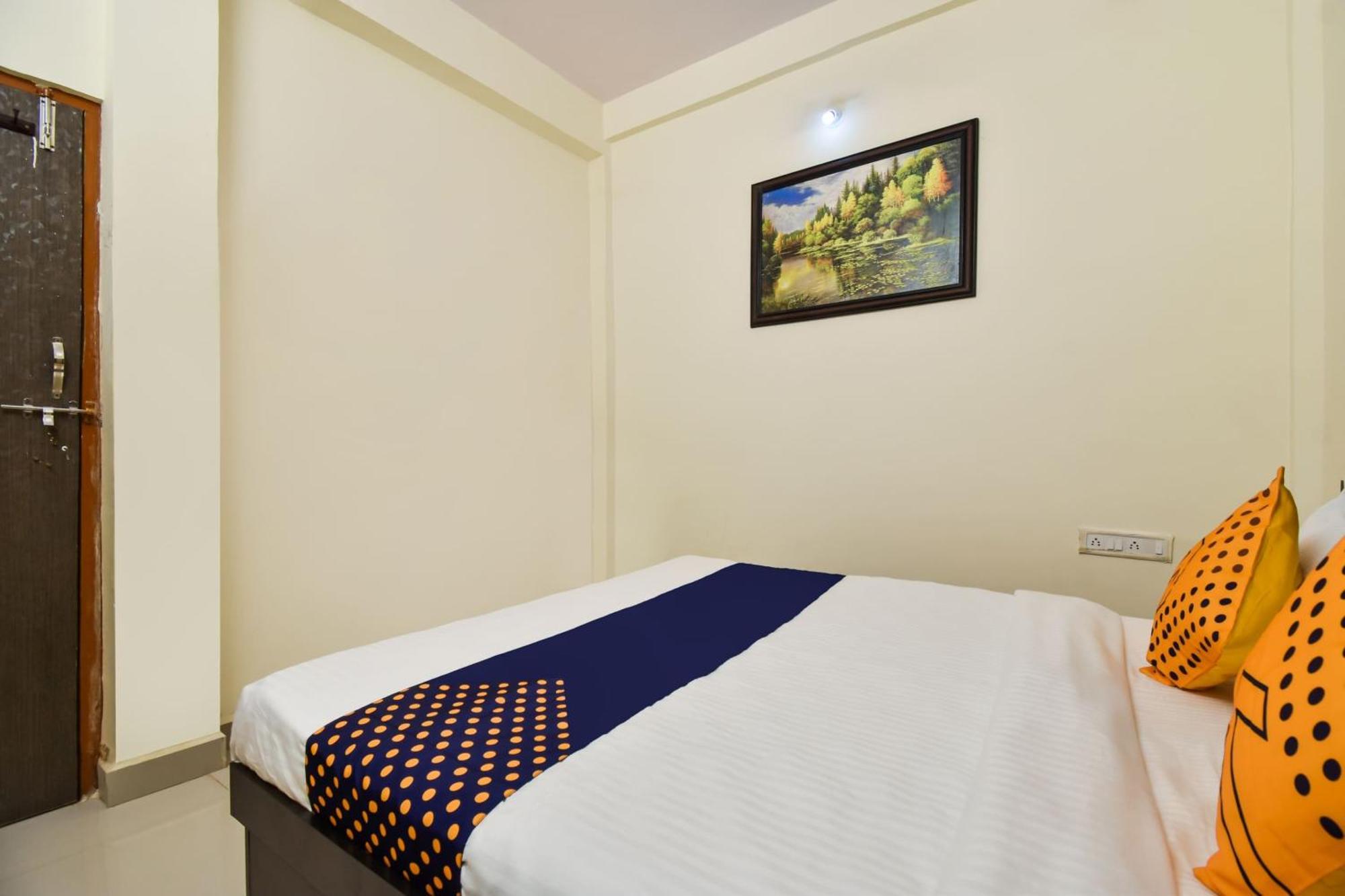 Spot On Carnival Resorts Raipur  Exterior photo