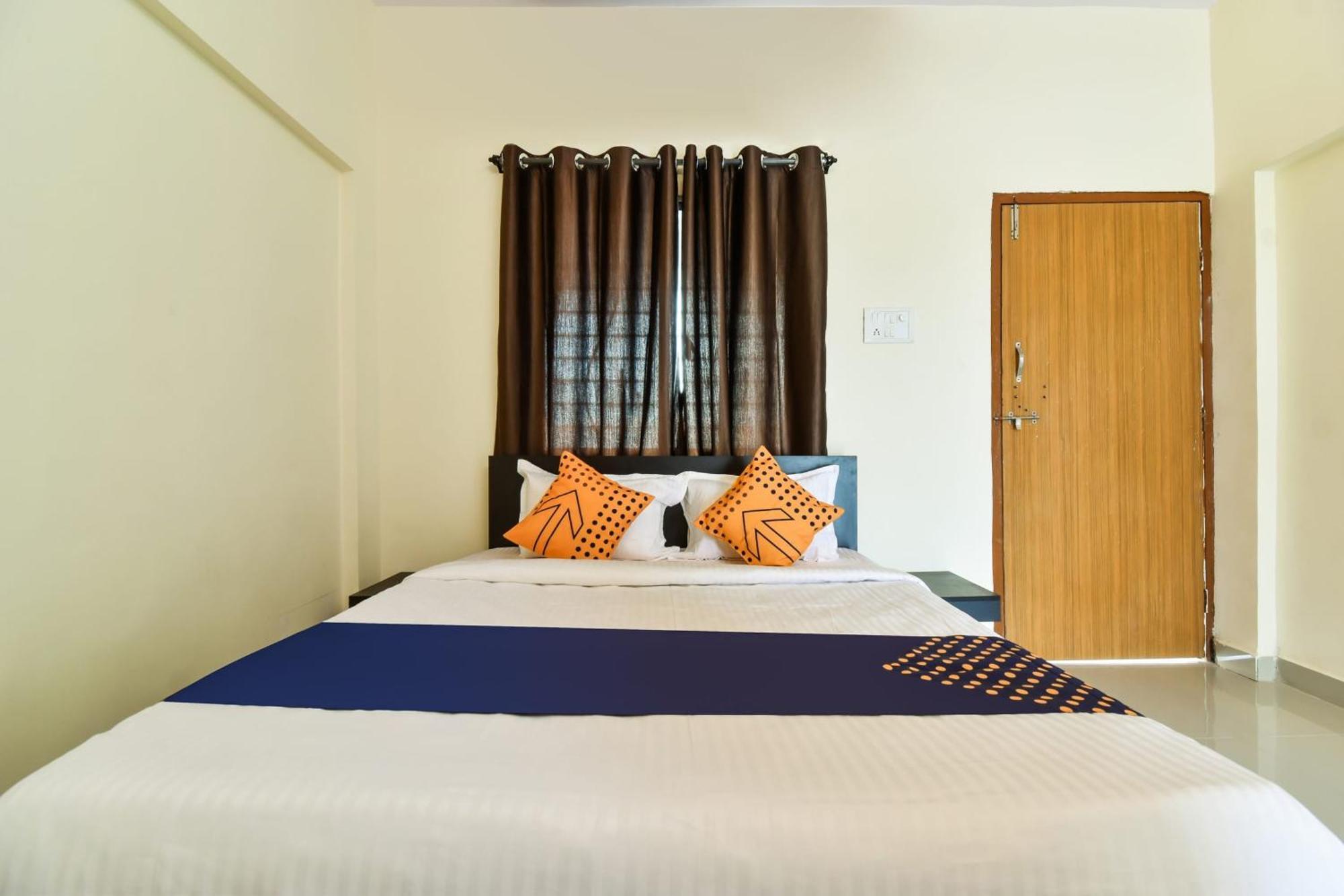 Spot On Carnival Resorts Raipur  Exterior photo
