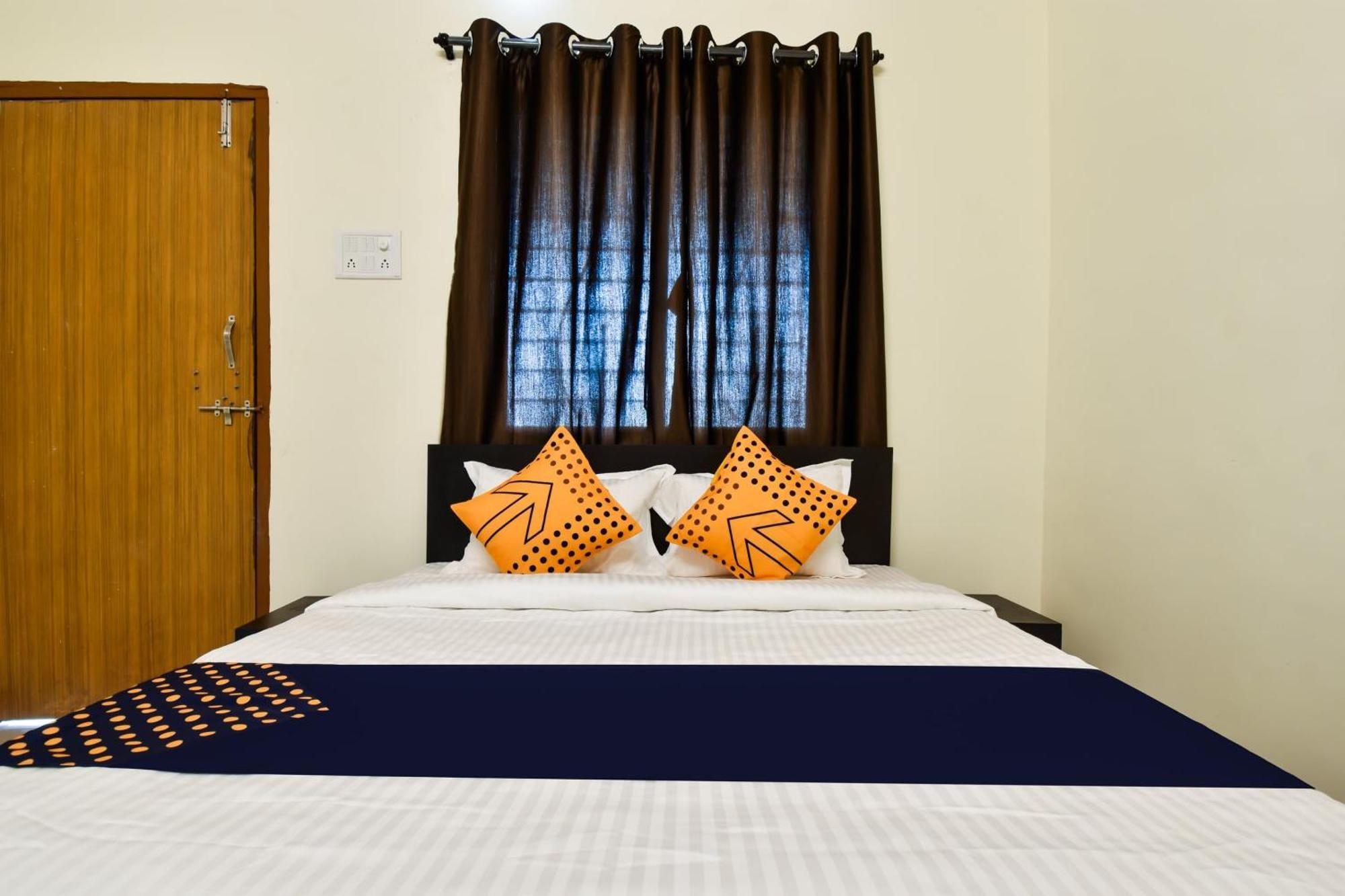 Spot On Carnival Resorts Raipur  Exterior photo